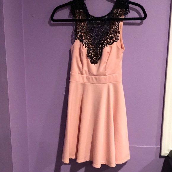 Material Girl size XS peach dress with black lace. - Picture 6 of 9